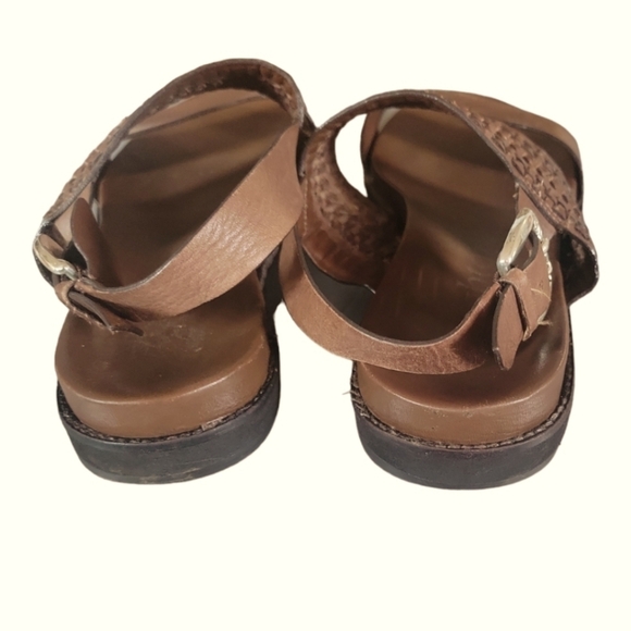 Brighton Hana Caramel Leather Celtic Knot Adorn 1" Heel Sandals Sz 8 1/2 M - Picture 3 of 9